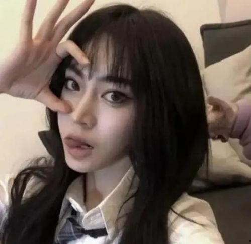 吃瓜女网红图片高清头像,揭秘吃瓜女网红高清头像背后的魅力 第3张 吃瓜女网红图片高清头像,揭秘吃瓜女网红高清头像背后的魅力 第3张